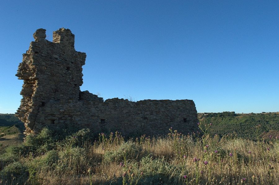 Castello di Uggiano, da sei secoli sentinella del silenzio