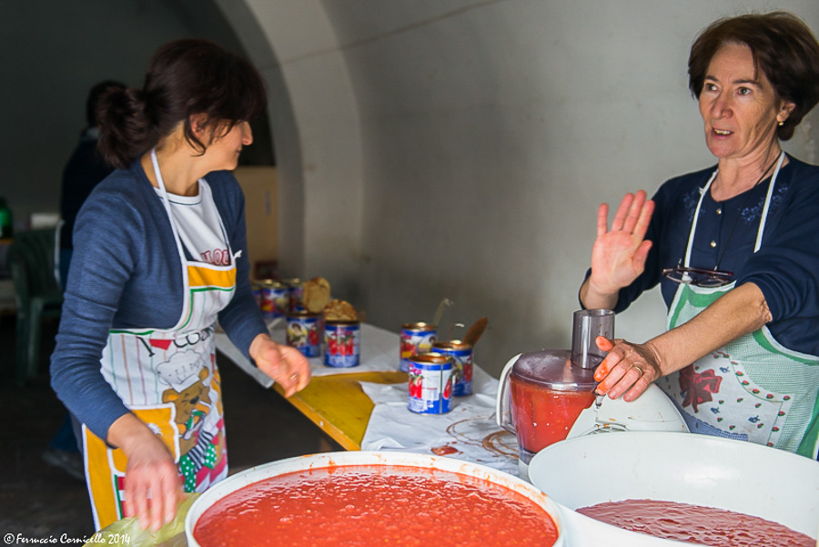 Gente di Aliano e preparativi del Carnevale