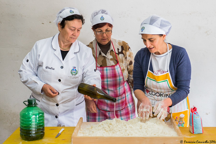 Gente di Aliano e preparativi del Carnevale