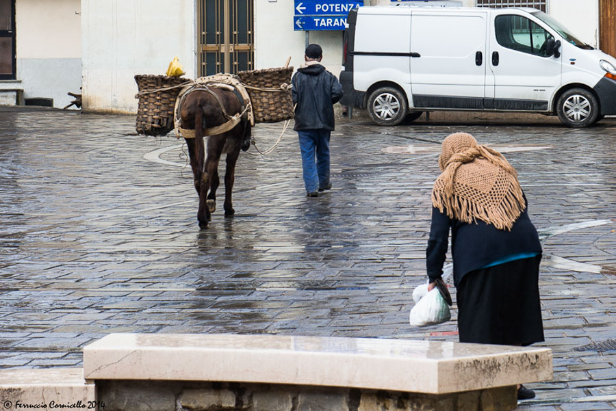 Gente di Aliano e preparativi del Carnevale