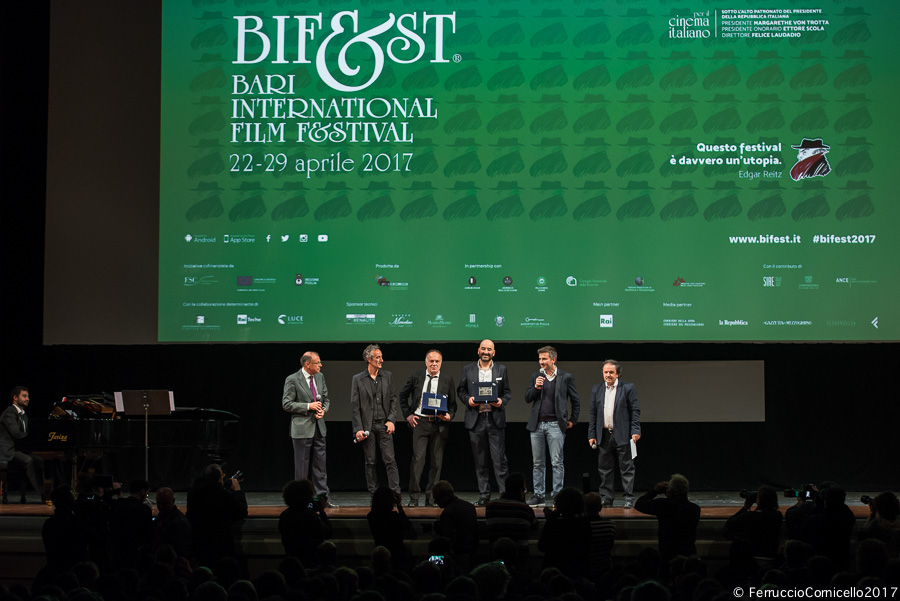 Il Bif&st premia Pupi Avati con il Federico Fellini Platinum Award. Il regista: «venimmo a scoprire la ricchezza qui al Sud»