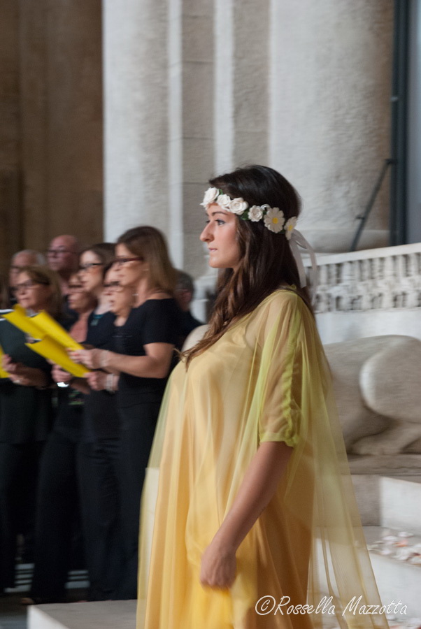 Il sole e la pietra: nella Cattedrale di Bari incanta il fenomeno del Solstizio d'Estate
