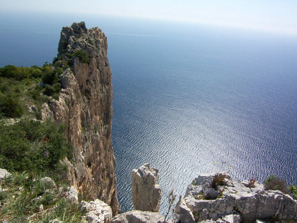 La sfolgorante Sardegna di Roberto Cossu