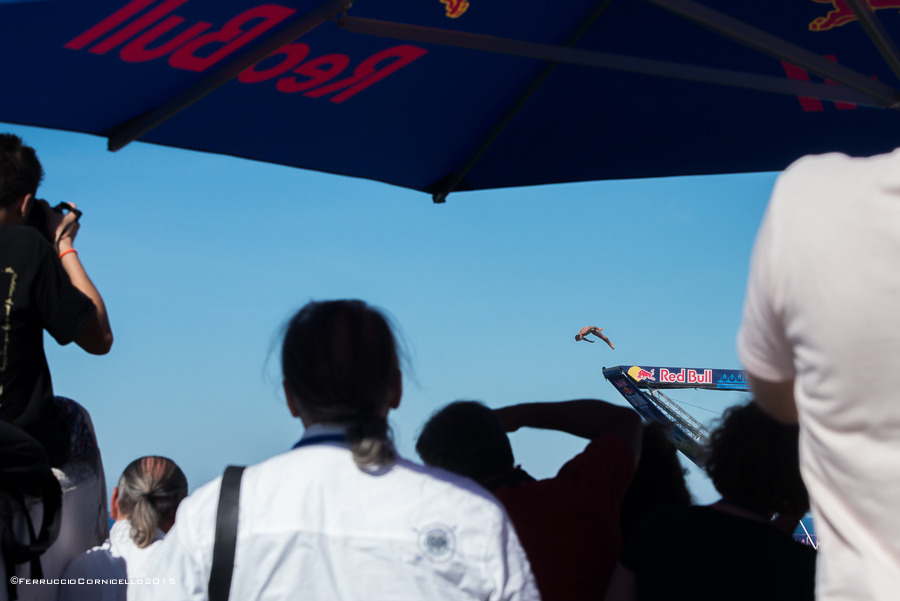 Nel blu dipinto di blu: a Polignano gli spettacolari tuffi del Red Bull Cliff Diving World Series 2015 - 2