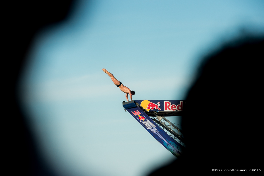 Nel blu dipinto di blu: a Polignano gli spettacolari tuffi del Red Bull Cliff Diving World Series 2015 - 2