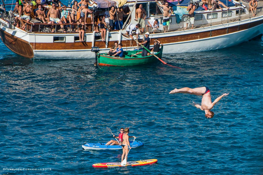 Nel blu dipinto di blu: a Polignano gli spettacolari tuffi del Red Bull Cliff Diving World Series 2015 - 2