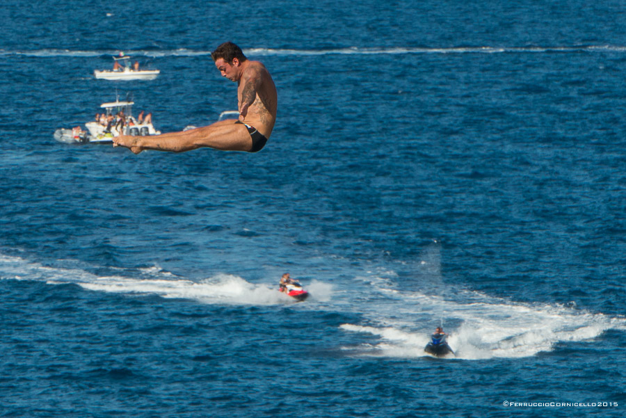 Nel blu dipinto di blu: a Polignano gli spettacolari tuffi del Red Bull Cliff Diving World Series 2015 - 2