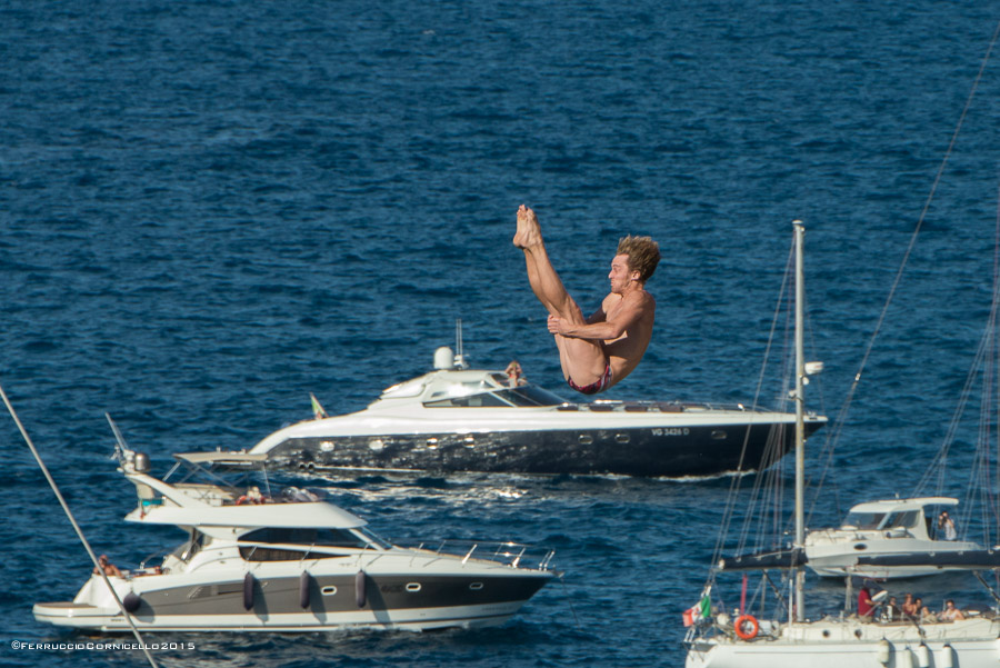 Nel blu dipinto di blu: a Polignano gli spettacolari tuffi del Red Bull Cliff Diving World Series 2015 - 2