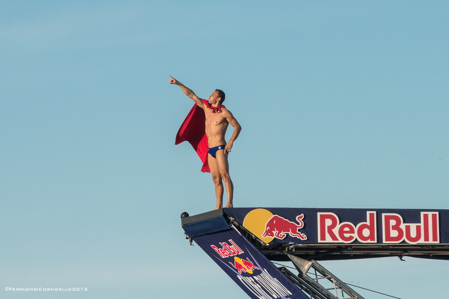 Nel blu dipinto di blu: a Polignano gli spettacolari tuffi del Red Bull Cliff Diving World Series 2015 - 2