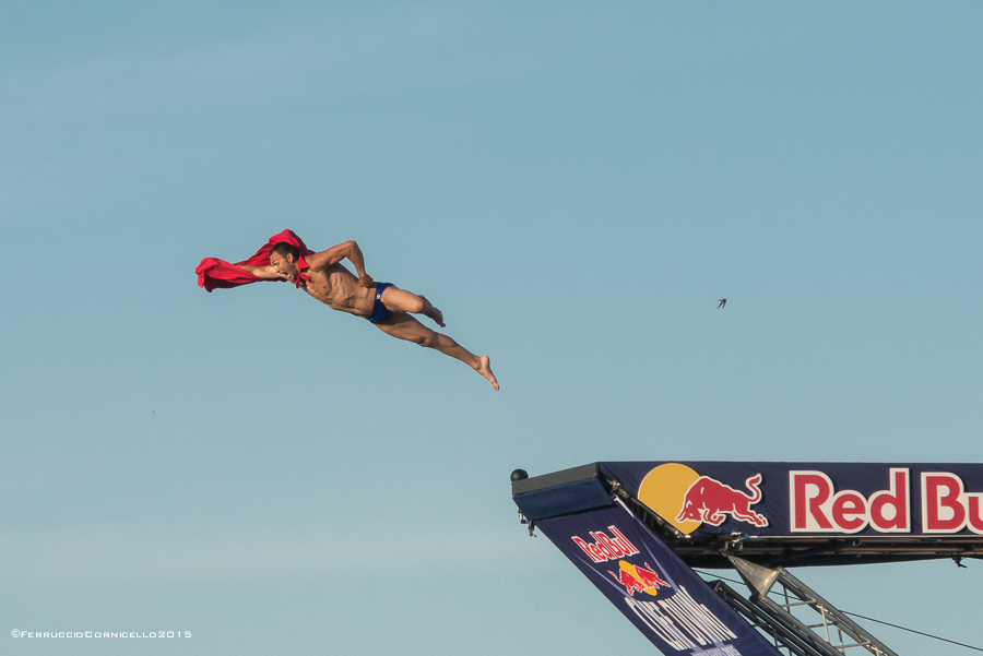 Nel blu dipinto di blu: a Polignano gli spettacolari tuffi del Red Bull Cliff Diving World Series 2015 - 2