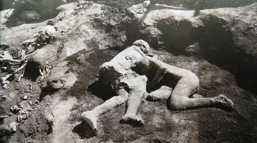Rapiti alla morte. Nei corpi degli antichi pompeiani il dramma della città vesuviana