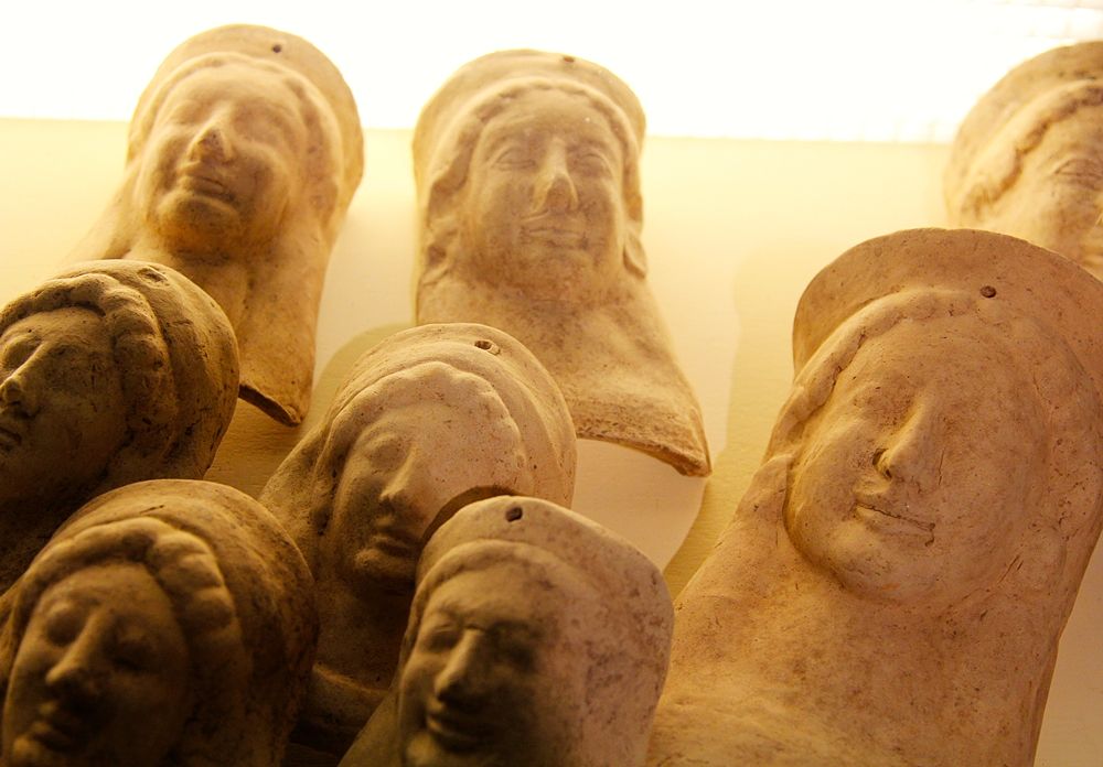 Spose ed Eroi: preziosi oggetti di culto dalle colonie greche di Calabria
