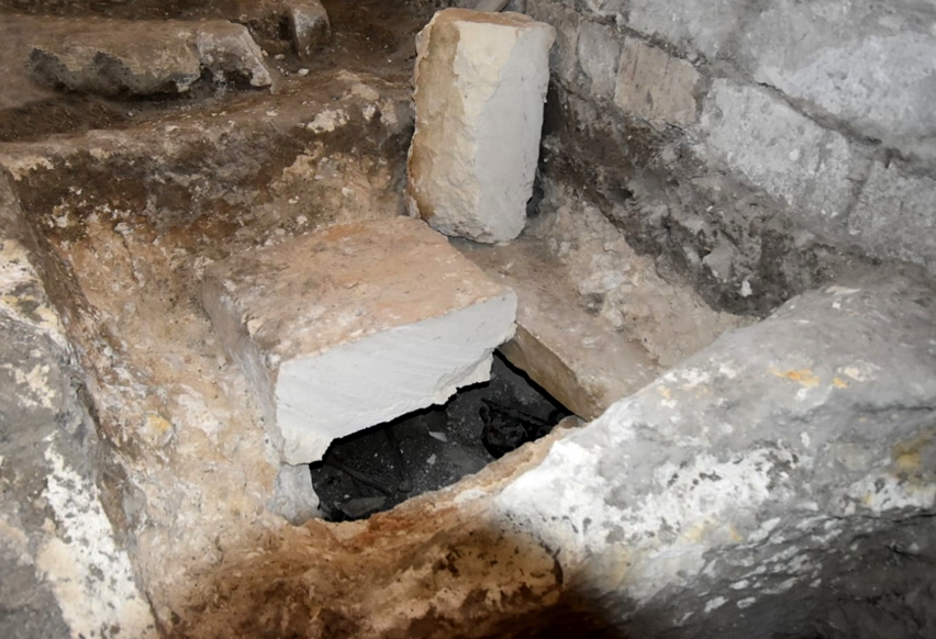 Tomba scoperta a Matera