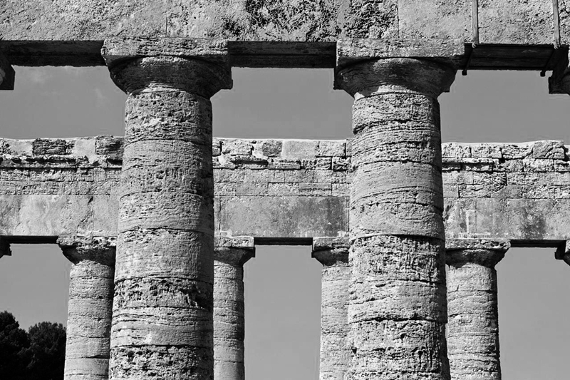 Colonnato, Segesta - Ph. Mingo Hagen | ccby2.0