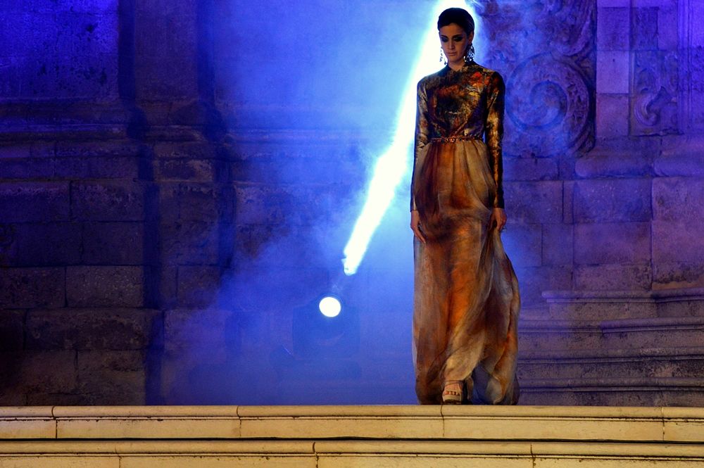 Basilicata - Uno degli abiti presentati al Premio Moda "Città dei Sassi", Matera