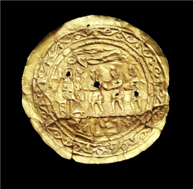 Brattea aurea con Adorazione dei Magi, da Siderno, Museo Archeologico di Reggio Calabria