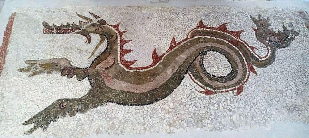 Il drago marino di Kaulon, mosaico del III° sec. a.C., Monasterace (Reggio Calabria) - Ph. Gianpiero Taverniti