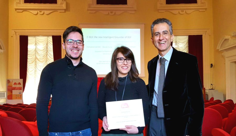 Da sinistra: i ricercatori Davide Fuscà, Jessica Zangari con il prof. Nicola Leone