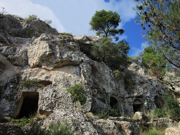 Scorcio del villaggio rupestre di Petruscio, nell'omonima gravina, Mottola (Bari) - Ph. Alessandro Romano