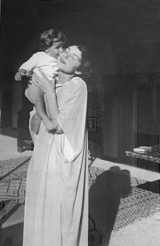 Antonia Fiermonte con la figlia Anna nel 1936