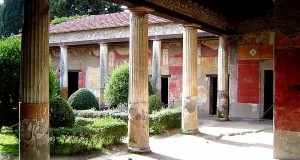 Nuove scoperte a Pompei: ritrovati tre cavalli e i balconi intatti di un vicolo della città vesuviana