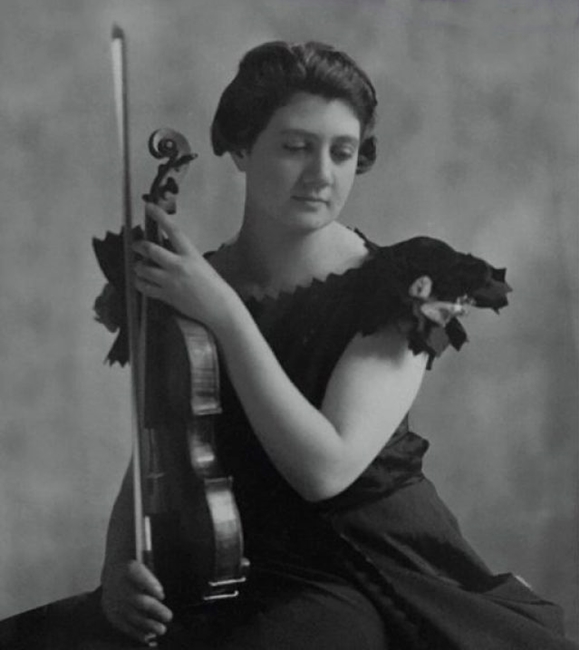 La violinista Gioconda De Vito