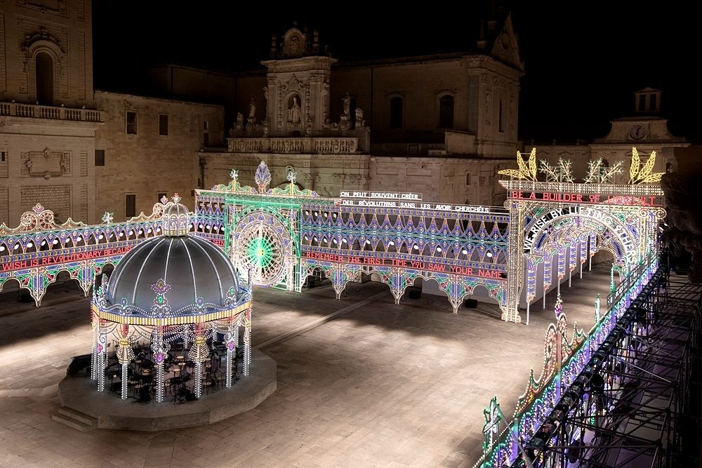 Piazza Duomo ''vestita'' di luminarie, Lecce - Ph. © Alessandro Garofalo