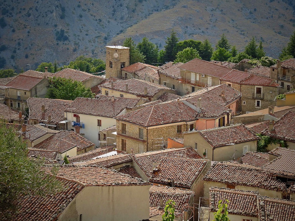 Scorcio di San Lorenzo Bellizzi (Cs) - Ph. © Stefano Contin