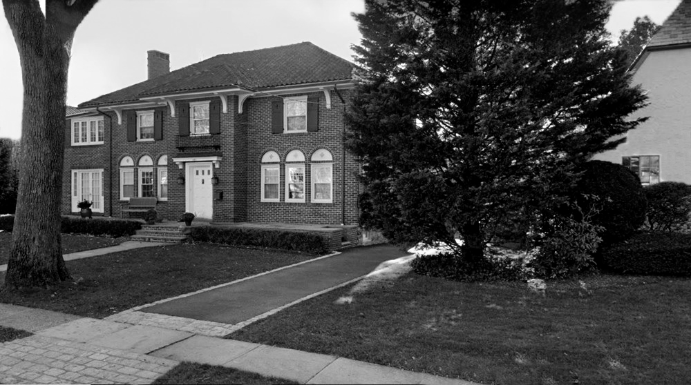 Casa di Ralph Oggiano al 985 Peace Street, Pelham Manor, New York