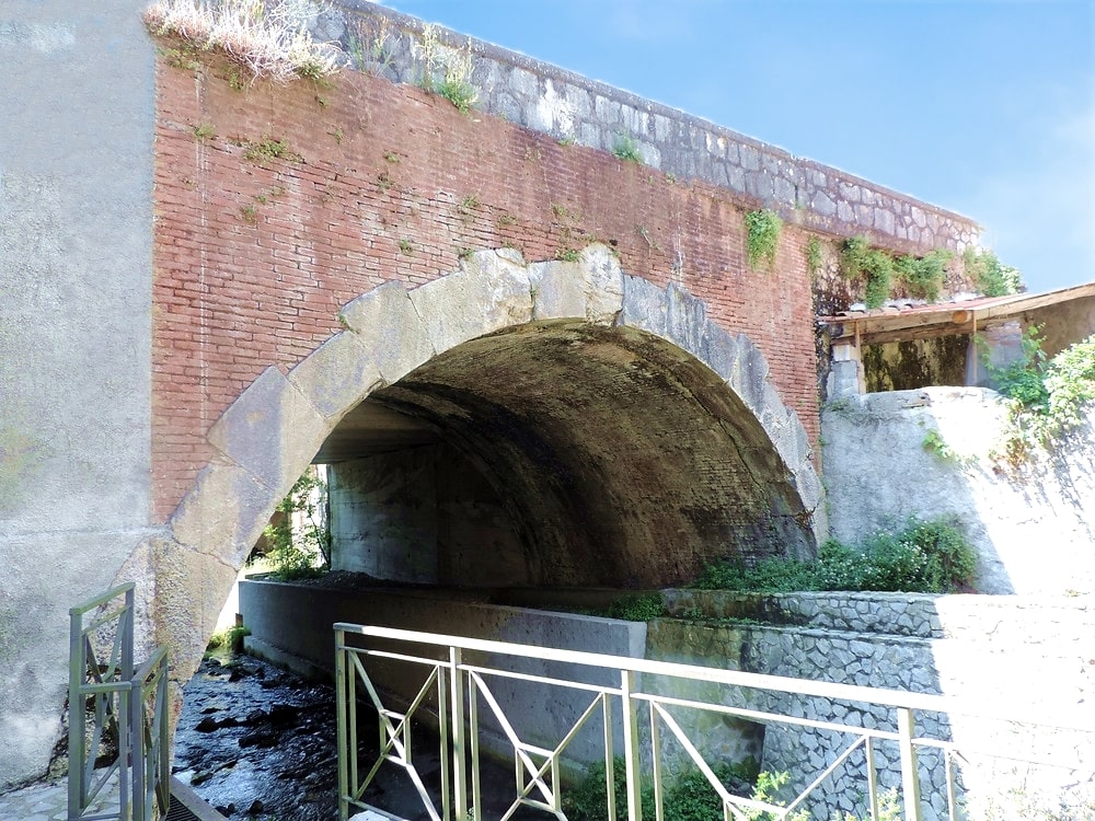 Ponte di San Giovanni presso Castelluccio Inferiore (Pz) - Image courtesy of Luca Esposito