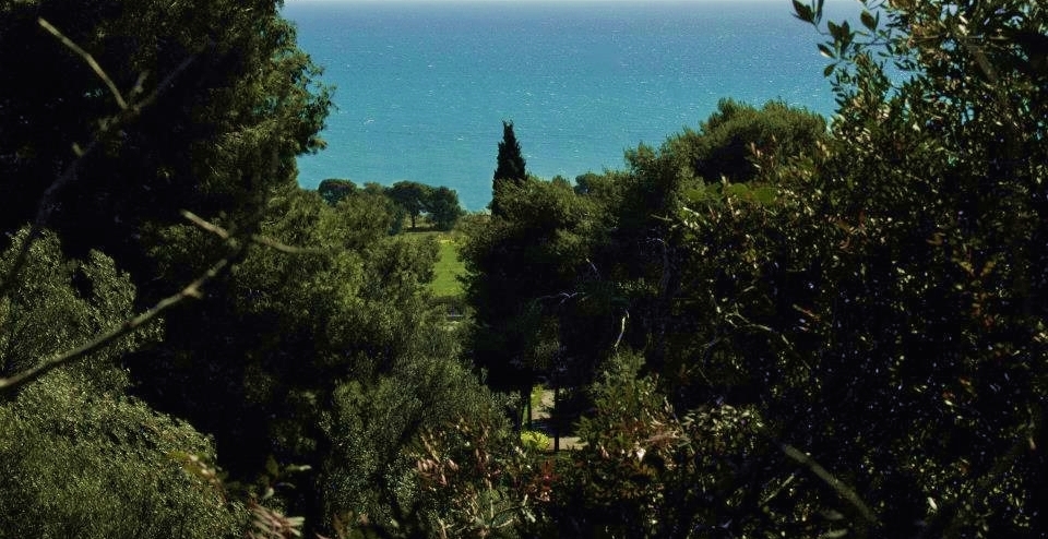 Il mare di Amendolara visto dalle colline prospicienti - Image courtesy © Lello Vigilanti