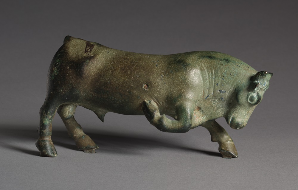 Toro scalpitante, bronzo, V sec. a.C., Lucania, forse realizzato a Thurii - Cleveland Museum of Art