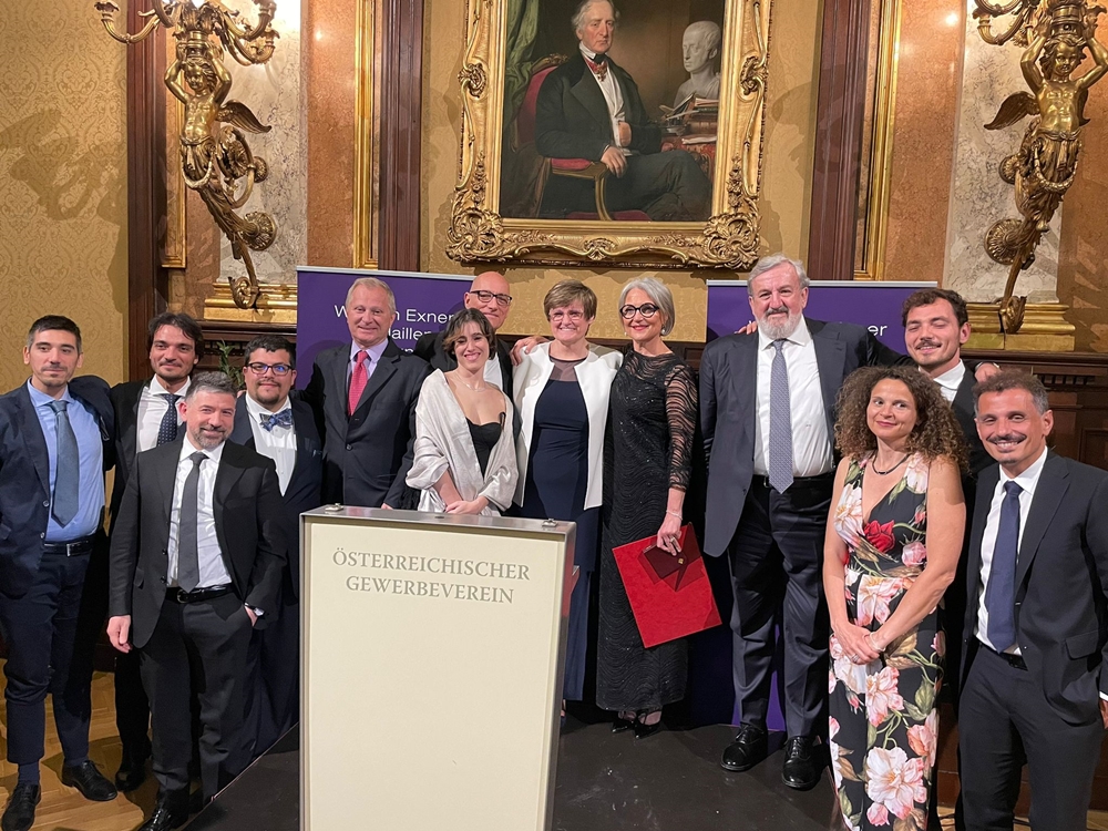 La scienziata Luisa Torsi con il resto della delegazione pugliese a Vienna - Image by Regione Puglia