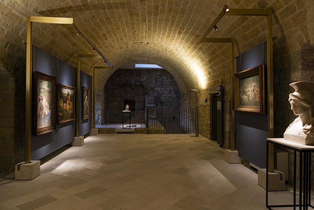 Uno scorcio dell'allestimento al Castello di Trani