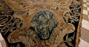 Napoli: dai depositi di Palazzo Reale spunta un pregiato tappeto di re Luigi XIV°