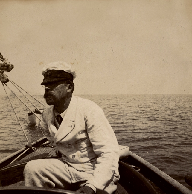 Axel Munthe in barca a vela