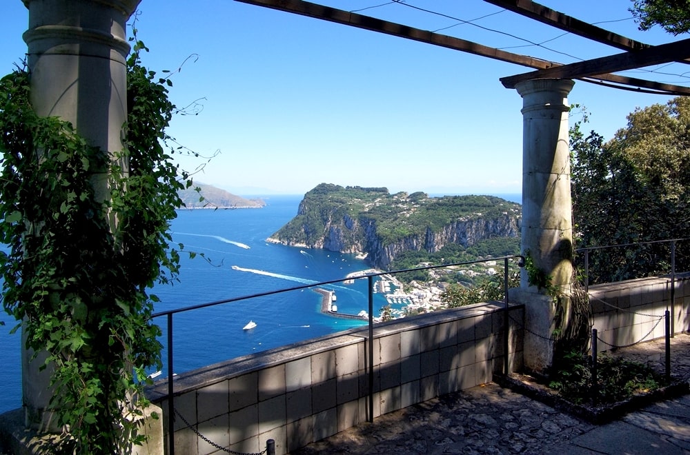 Capri vista dal loggiato di Villa San Michele, dimora di Axel Munthe - Image from wikipedia
