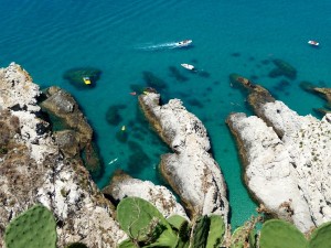 Insenature a Capo Vaticano, Ricadi (VV) - Ph. Marcuscalabresus | CCBY-SA3.0