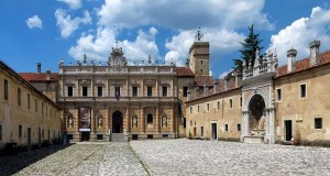 Lanciata in rete una raccolta fondi per il restauro di cinque antichi e preziosi volumi della Certosa di Padula