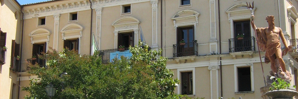 Palazzo-del-Trono-1200x400