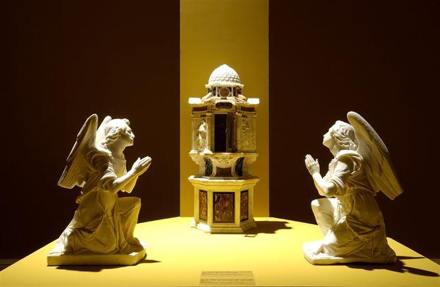 Pietro Bernini - Ciborio e due angeli oranti,XVI sec - Colleggiata di Santa Maria Maddalena, Morano Calabro (Cosenza)